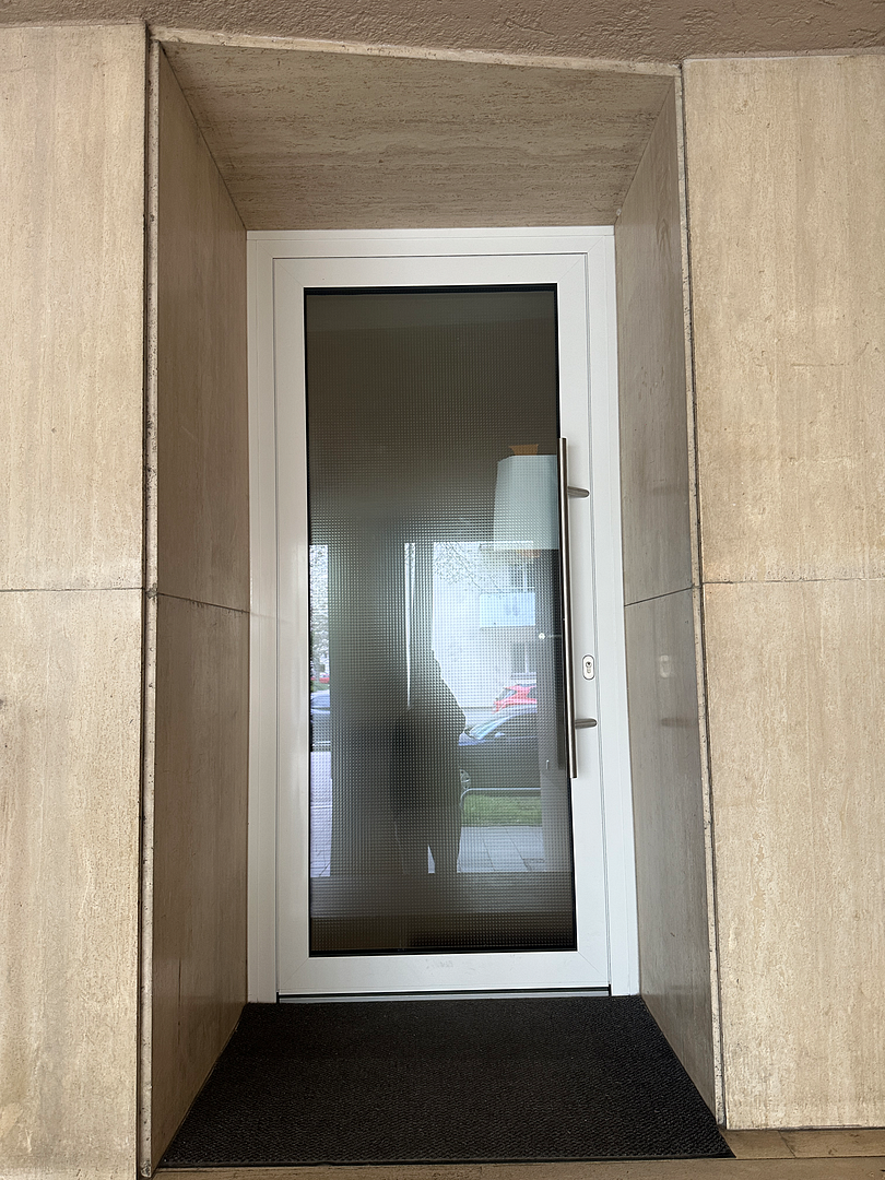 Bezugsfreie 2-Zimmer-Wohnung mit renoviertem Balkon & Fenster in Berg am Laim – provisionsfrei – Dornbergstraße 37, 81673 München(Berg am Laim) – Vorschaubild 9