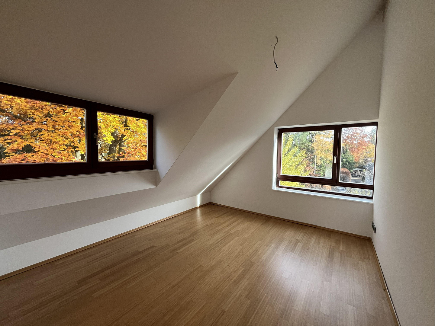 3 Zimmer lichtdurchflutete DG-Wohnung Inmitten von München-Waldtrudering – München(Trudering) – Vorschaubild 11