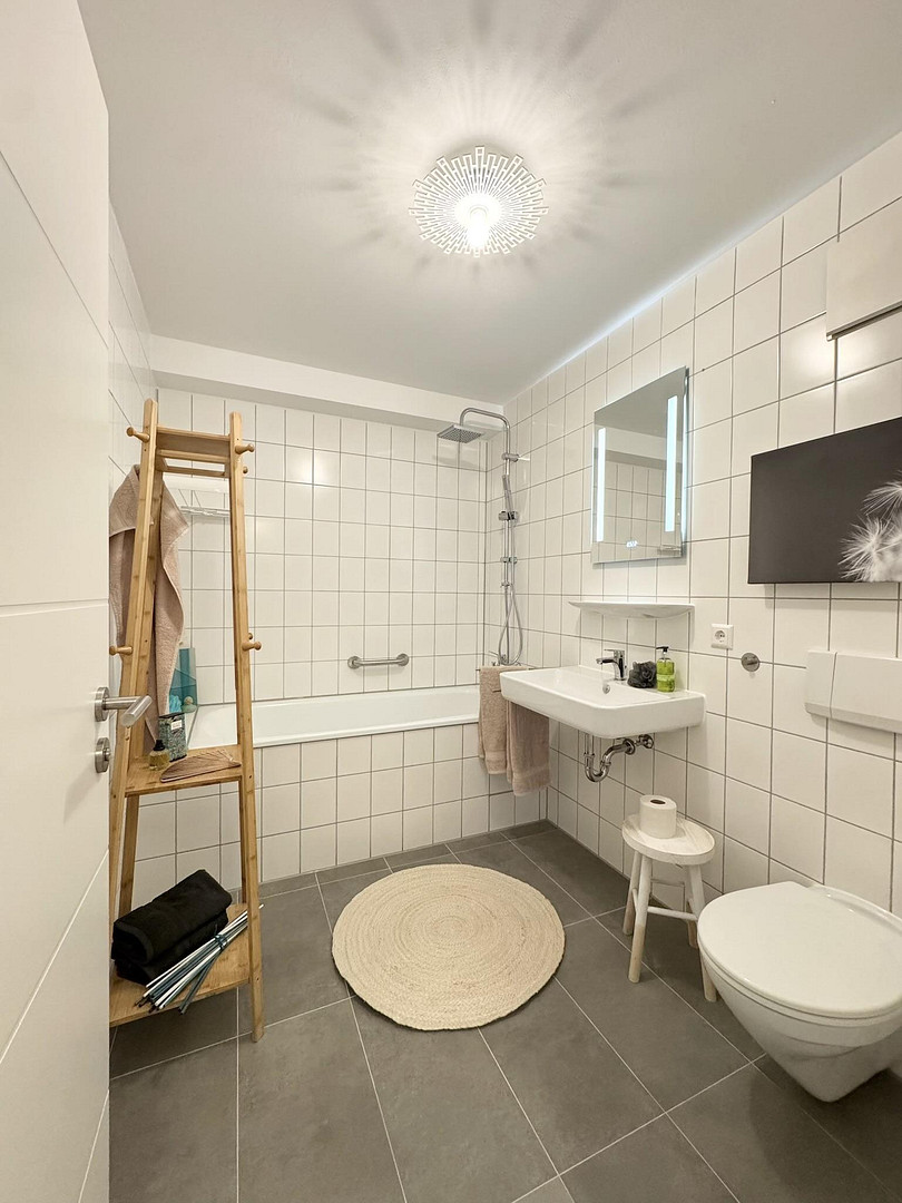 Modernisierter Wohntraum im Dreiländereck – Flexible 2,5-Zimmer mit Balkon, Option auf 3 Zimmer – 79576 Weil am Rhein(Haltingen) – Vorschaubild 4