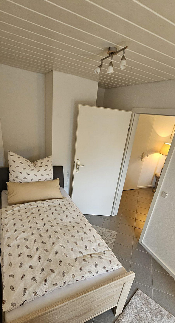 2-Zimmer-Einliegerstudio: Neu, modern, Voll-All-Inclusiv, seperater Eingang, Terasse, premium Lage – 42655 Solingen – Vorschaubild 15