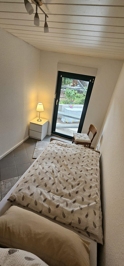 2-Zimmer-Einliegerstudio: Neu, modern, Voll-All-Inclusiv, seperater Eingang, Terasse, premium Lage – 42655 Solingen – Vorschaubild 3