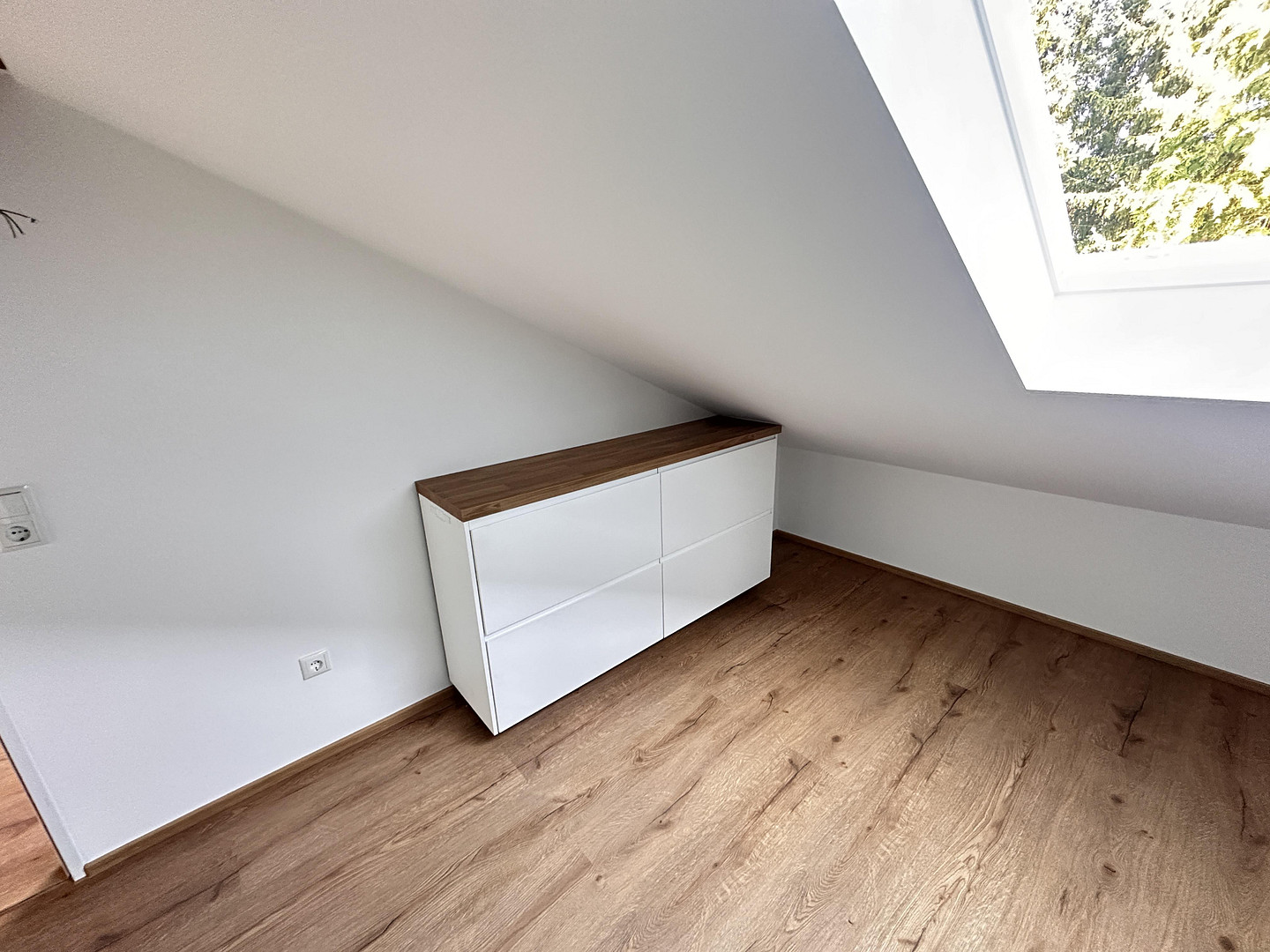renovierte 2-Zimmer-Dachgeschosswohnung in ruhiger Lage – Freising – Vorschaubild 8
