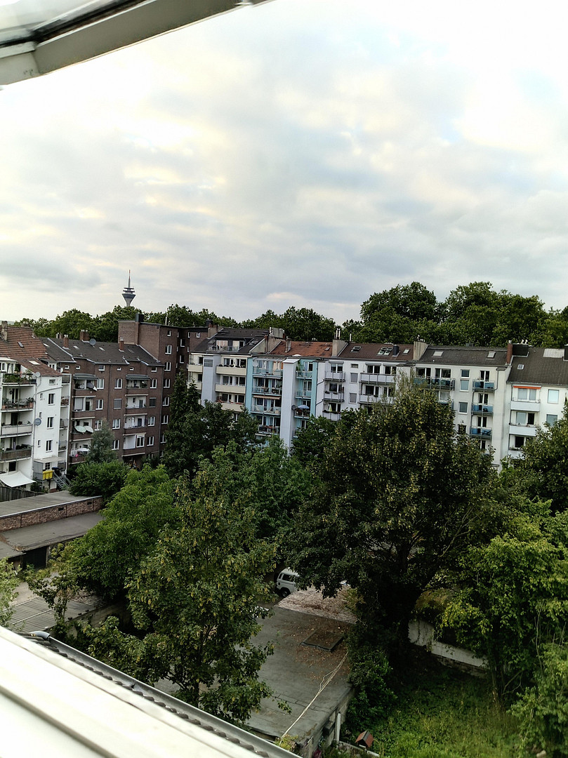Bezugsfreie Dachgeschosswohnung in Düsseldorf/ Bilk mit Blick auf den Fernsehturm – Suitbertusstr. 78, 40223 Düsseldorf(Bilk) – Vorschaubild 10