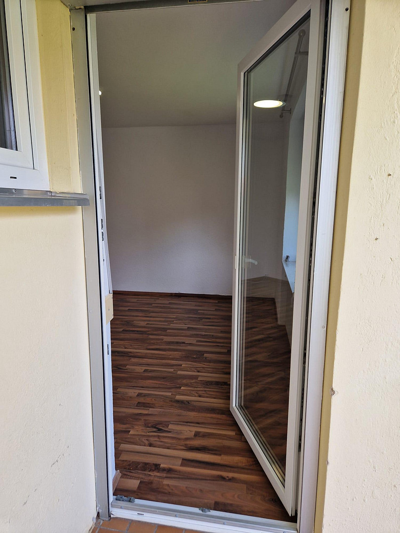 Renovierte 2-Zimmer-Wohnung in zentraler Lage – nahe Straubinger Bahnhof und Altstadt – Dr. Otto-Höchtl-Straße 18a, 94315 Straubing – Vorschaubild 9