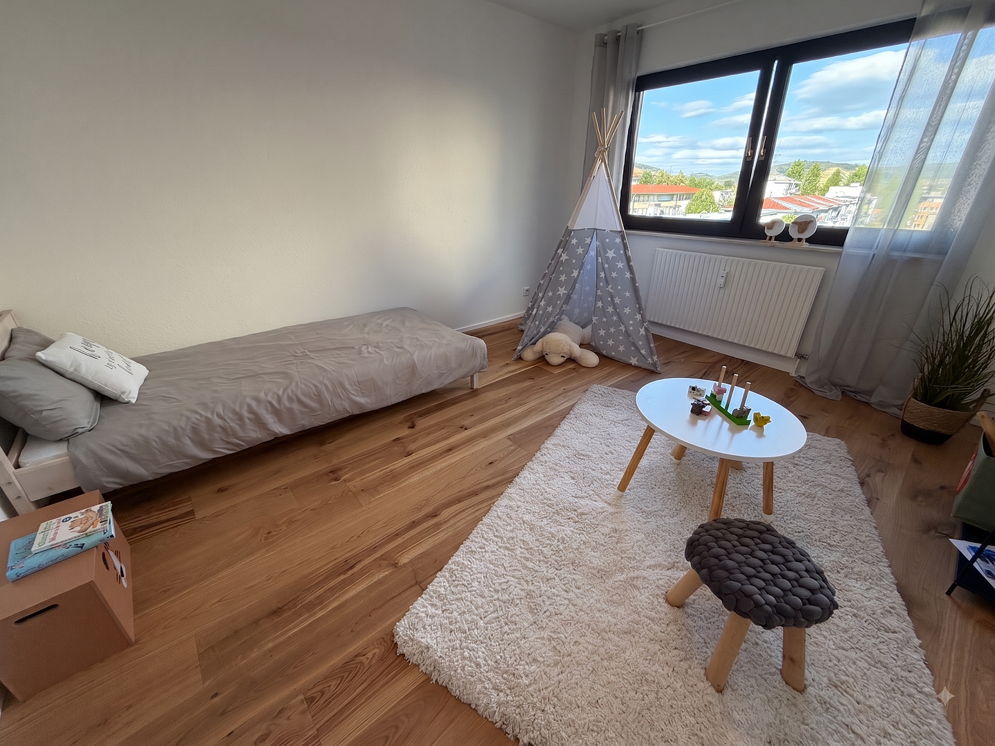 Sofort Einziehen! Frisch renovierte 3,5 Zimmer Wohnung mit Balkon und Garage – Salierstraße 57, 71334 Waiblingen – Vorschaubild 4