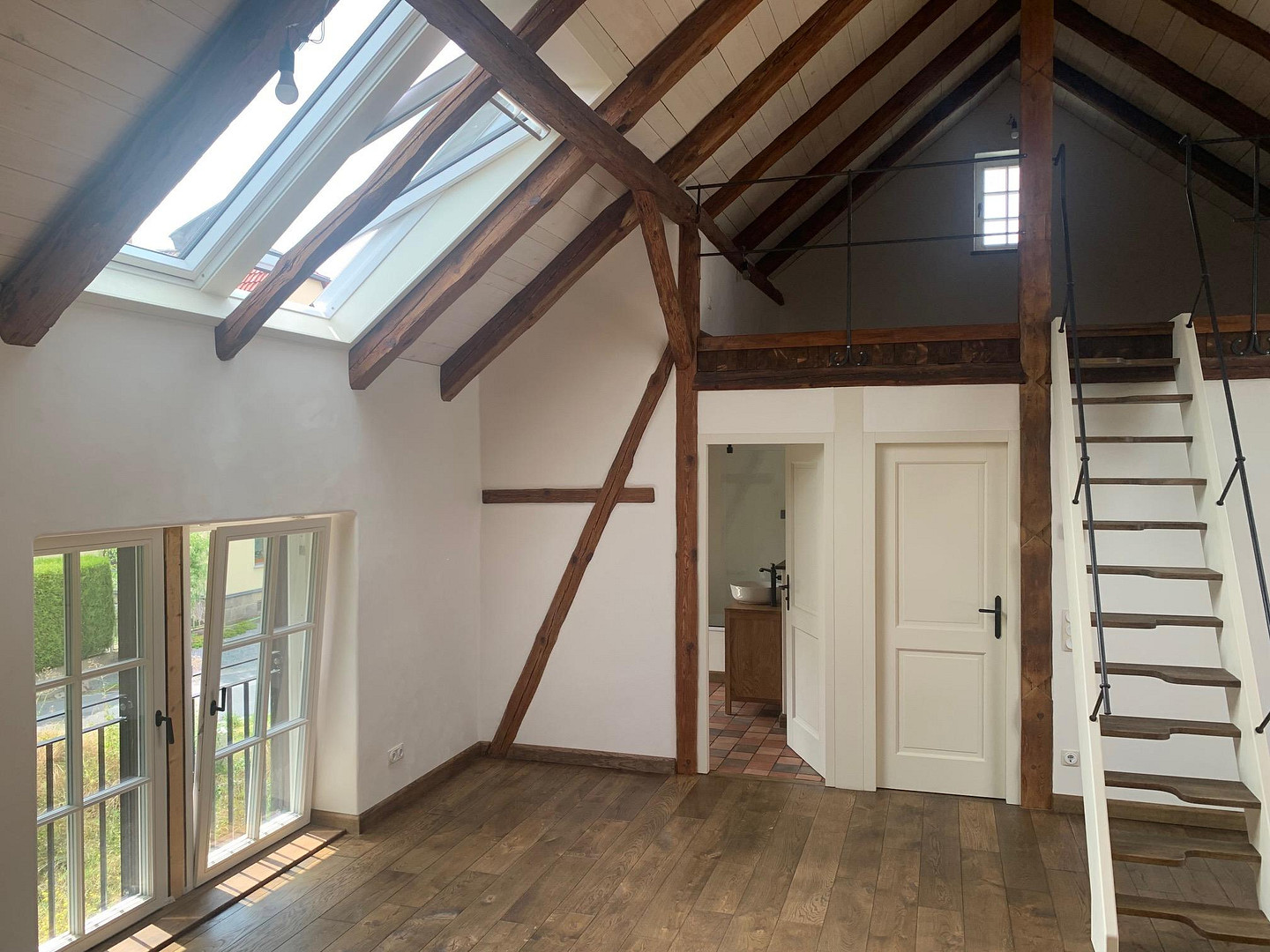 Licht & Weite – Altholz, Lehm und historischer Charme – Zur Hohle 2, 1328 Dresden(Malschendorf) – Vorschaubild 8