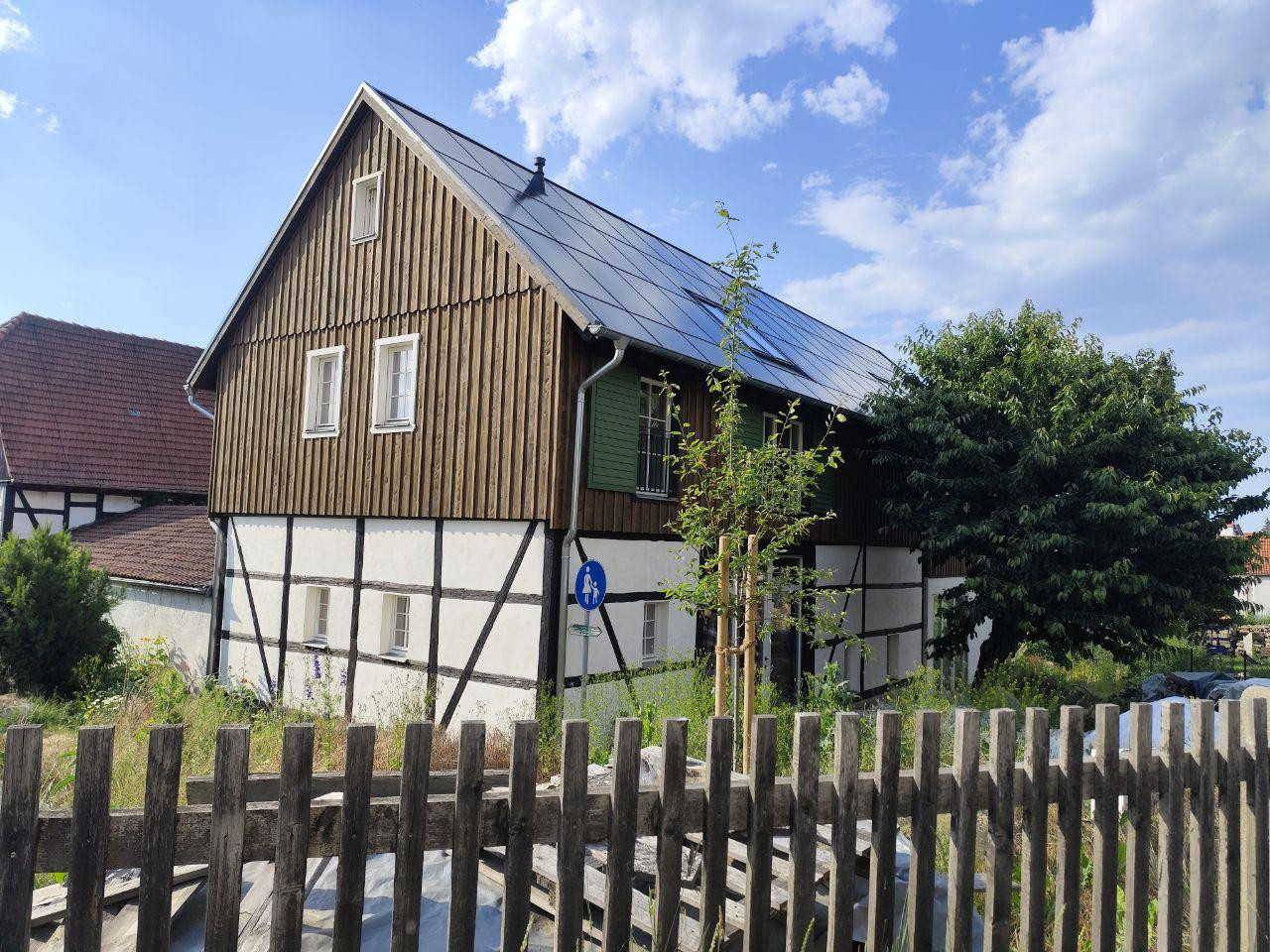 Licht & Weite – Altholz, Lehm und historischer Charme – Zur Hohle 2, 1328 Dresden(Malschendorf) – Vorschaubild 2