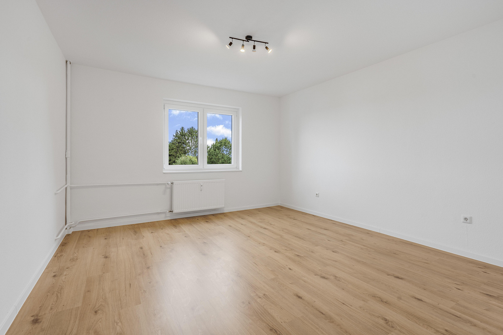 Frisch renovierte 3-Zimmer-Wohnung mit Balkon und Aufzug – sofort einziehen, provisionsfrei – 40822 Mettmann – Vorschaubild 5