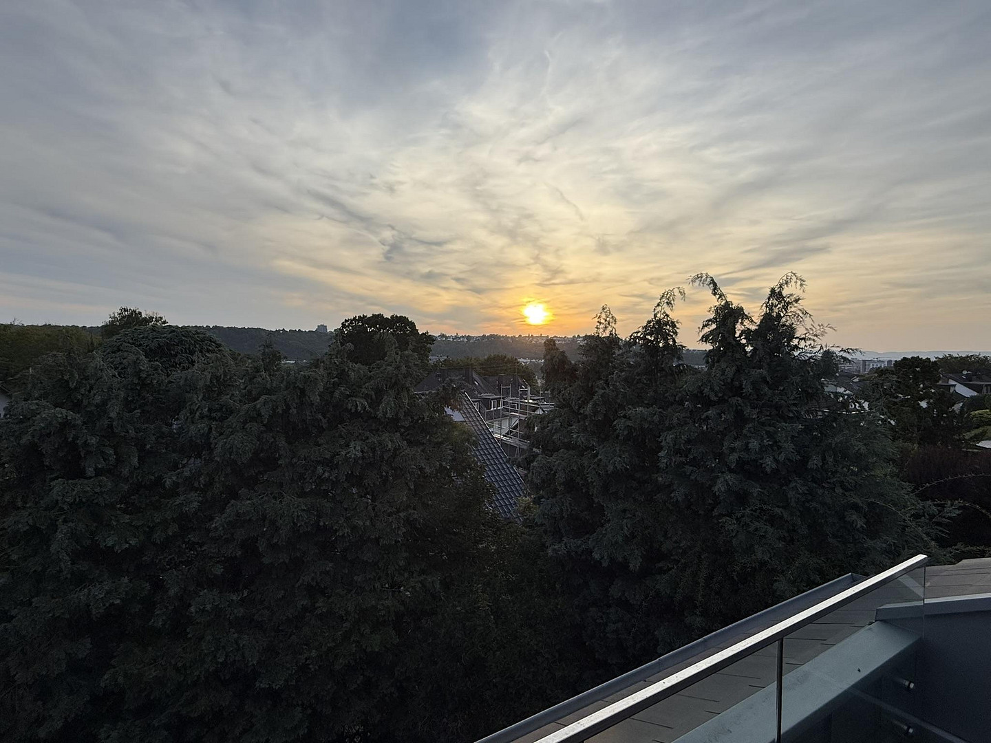 Attraktive Maisonettewohnung mit Haus-im-Haus-Charakter, Dachloggia, Garage – 56076 Koblenz – Vorschaubild 24