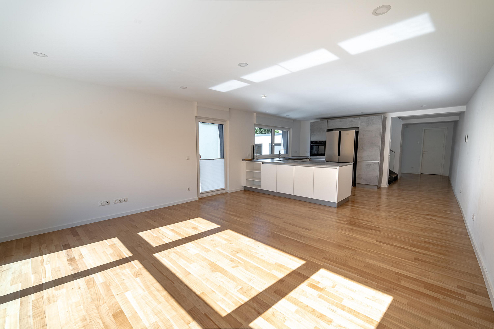 Attraktive Maisonettewohnung mit Haus-im-Haus-Charakter, Dachloggia, Garage – 56076 Koblenz – Vorschaubild 8