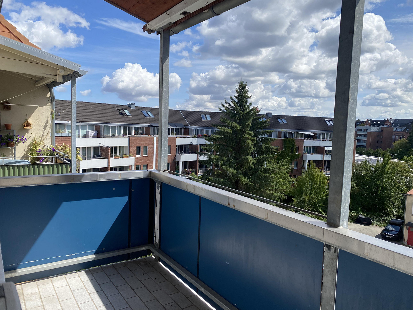 Sofortbezug! Helle 5-Zimmer-Altbauwohnung m. Balkon über den Dächern von Kiel zu kaufen. – 24114 Kiel(Südfriedhof) – Vorschaubild 15