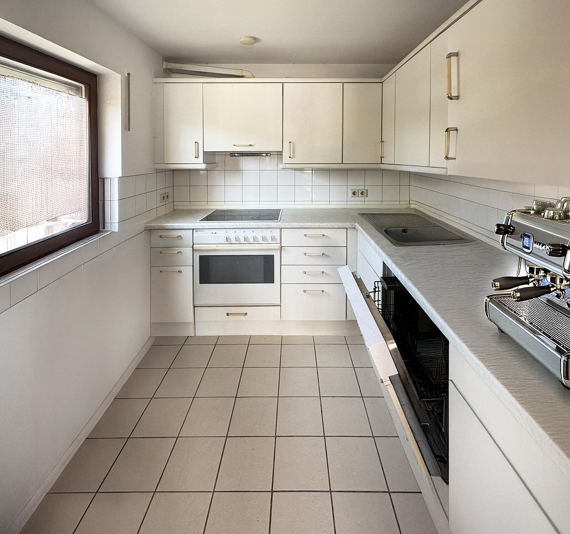 Pfiffige 2 ZW, Garage, Balkon, KA oder Eigenutz, sofort frei !!! – 71088 Holzgerlingen – Vorschaubild 5