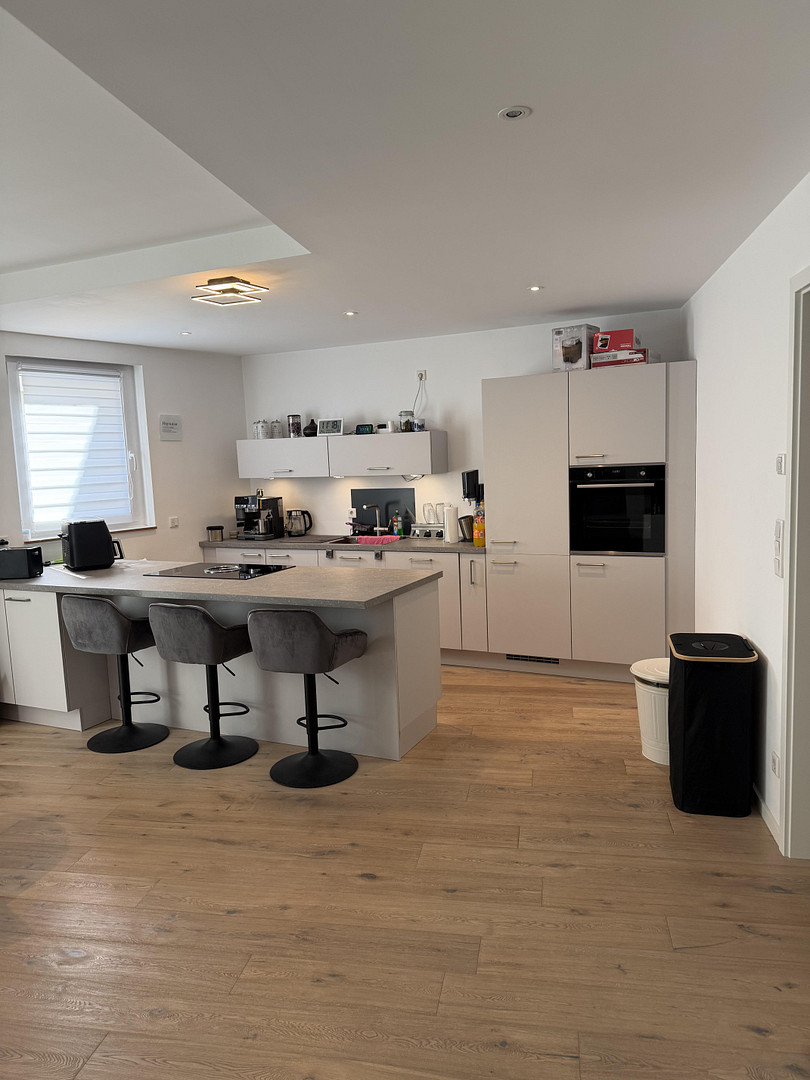 Hochwertige 2-Zimmer-Erdgeschosswohnung auf der Haardt – KfW-55, A+, 2x Stellplatz, Einbauküche – Mandelring 24, 67433 Neustadt(Neustadt an der Weinstraße) – Vorschaubild 5