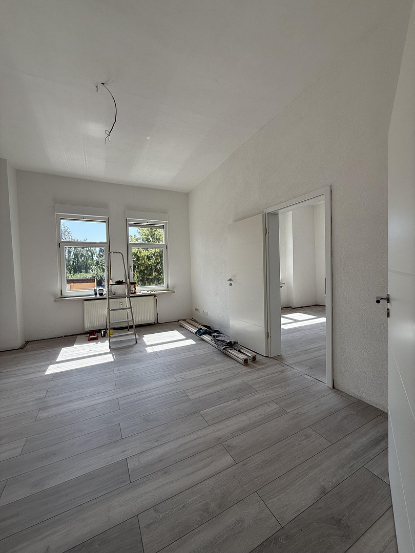 Helle und moderne 3 Zi. Whg. 86qm – Niederroßlaer Str. 28, 99510 Apolda – Vorschaubild 2