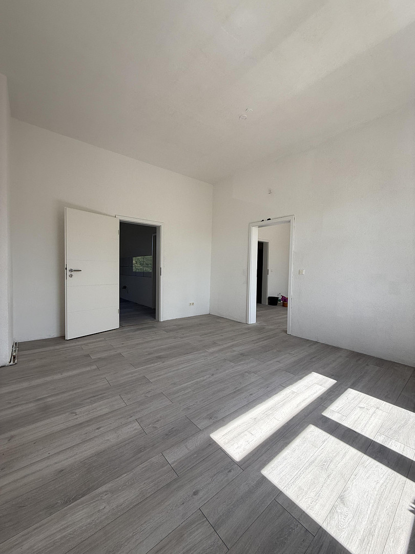 Helle und moderne 3 Zi. Whg. 86qm – Niederroßlaer Str. 28, 99510 Apolda – Vorschaubild 7
