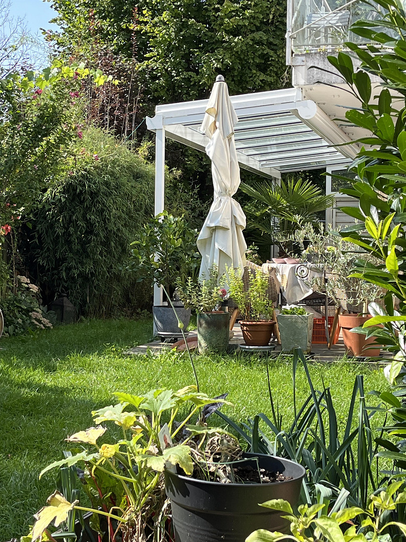 3-4 Zi Gartenoase, 2 Holzterrassen, Glasdach, Pavillon, Wallbox – 81827 München(Trudering) – Vorschaubild 6