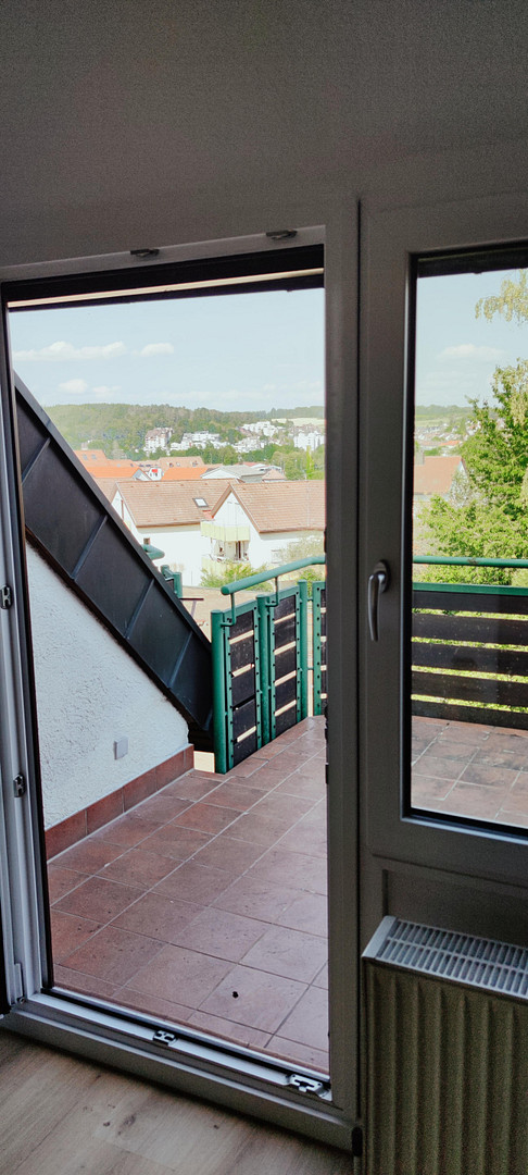 Erstbezug nach Renovierung 2,5 Zimmer Maisonette Wohnung – 71263 Weil der Stadt – Vorschaubild 3