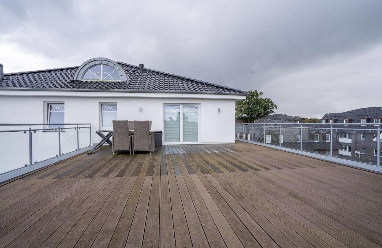 Provisionsfrei! Exklusives Penthouse mit großzügiger Dachterrasse – Bümmersteder Tredde 182, 26133 Oldenburg(Bümmerstede) – Vorschaubild 2