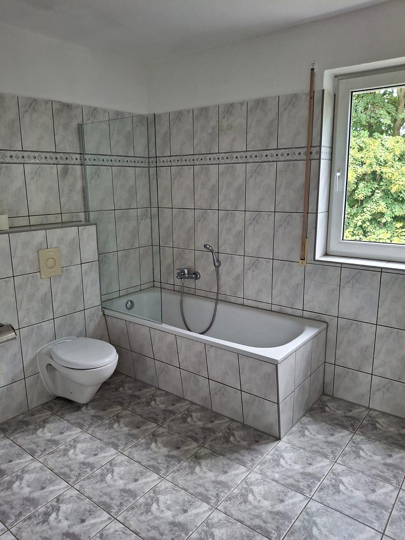 Helle 2-Raum Wohnungen mit Balkon – 9350 Lichtenstein-OT Heinrichsort(Heinrichsort) – Vorschaubild 2