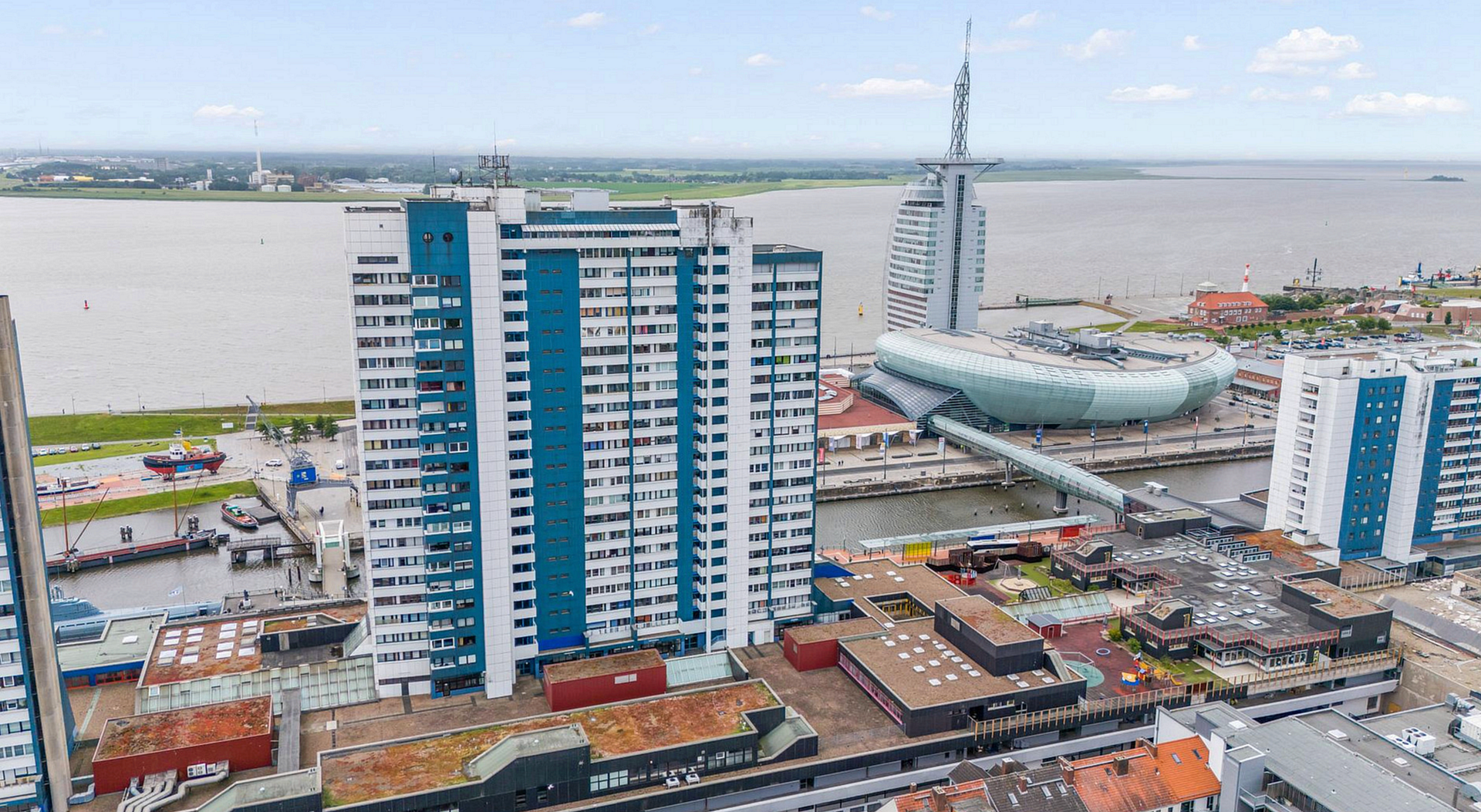 Exklusives Wohnen über den Dächern der Stadt – provisionsfrei – 27568 Bremerhaven(Mitte-Süd) – Vorschaubild 2