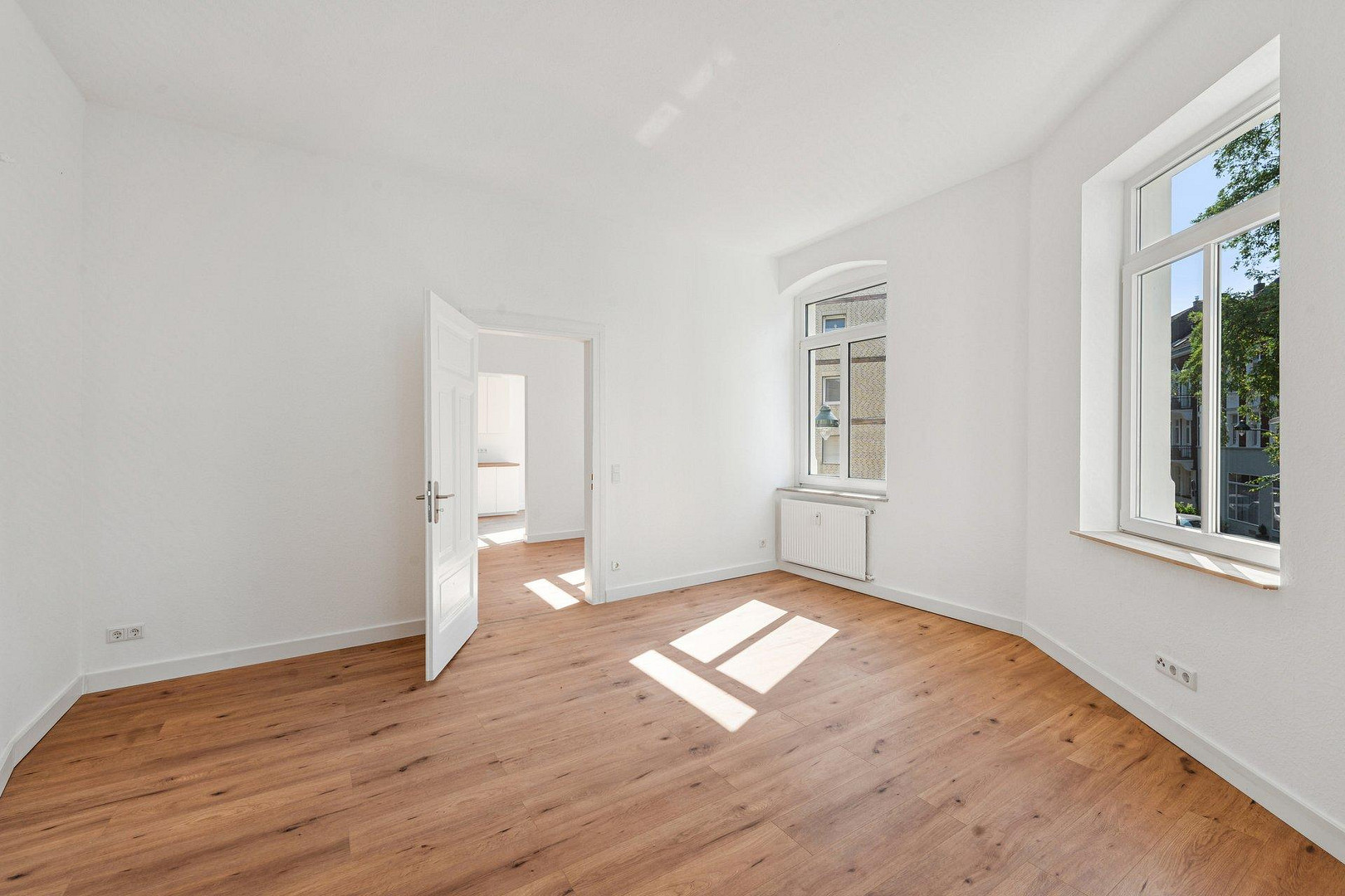 PROVISIONSFREIE renditestarke Kapitalanlage mit Aufteilungspotenzial und modernisierten Wohnungen – Krippstr 39, 40229 Düsseldorf(Eller) – Vorschaubild 4