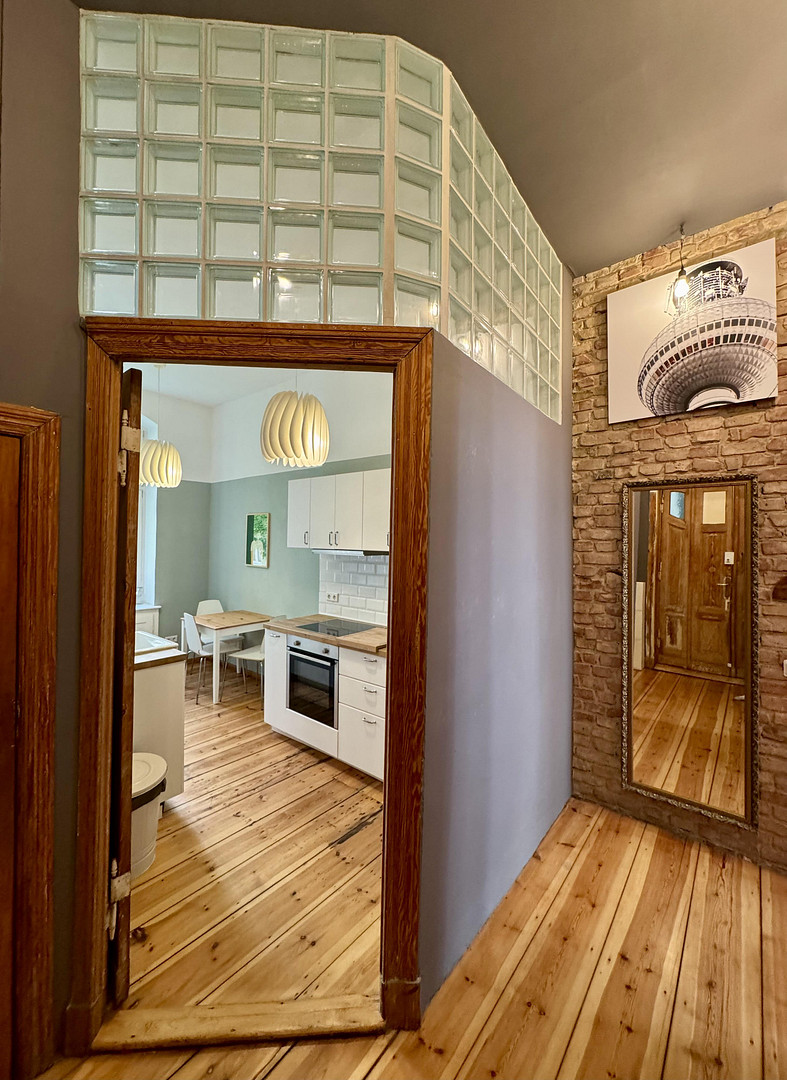 Bezugsfreie - 2-Zimmer-Altbauwohnung mit Südbalkon im Bötzowviertel – Pasteur Str. 29, 10407 Berlin(Prenzlauer Berg) – Vorschaubild 2