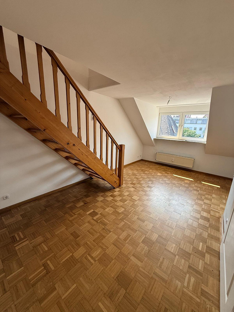 Bogenhausen: helle und ruhige 2,5 Zimmer ETW, TG, frei – Max-Zenger-Str. 12, 81677 München(Bogenhausen) – Vorschaubild 2