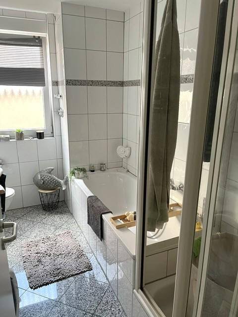 Hochwertige helle 3-Zi.-Whg., Einbauküche u. Balkon, in modernem 4-Fam.-Haus, Bestwohnlage Groovnähe – Am alten Brauhaus 13 a, 51143 Köln(Zündorf) – Vorschaubild 27