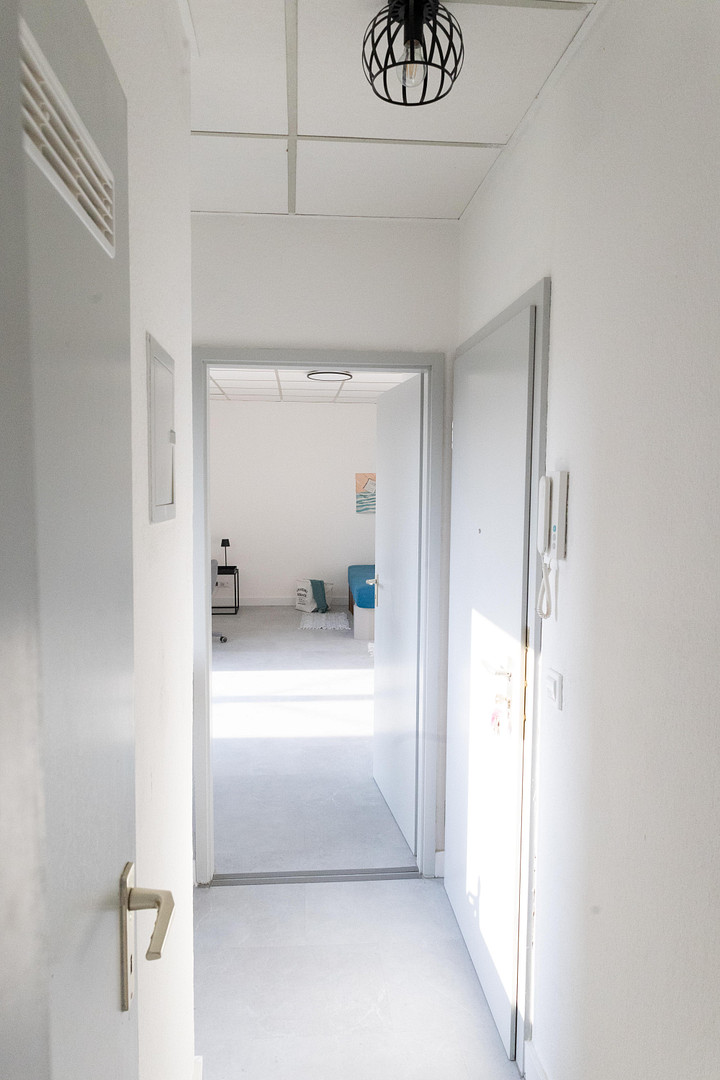 Erstbezug nach Renovierung – möbliertes 1-Zimmer-Apartment mit Stellplatz – 76135 Karlsruhe(Weststadt) – Vorschaubild 10