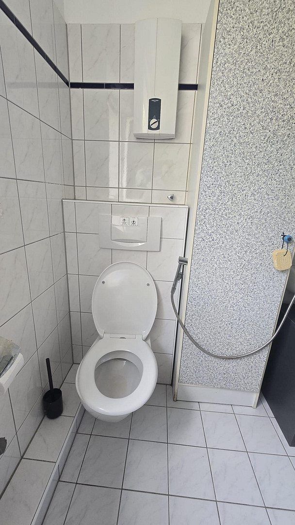 3,5Zi mit Dachterrasse, Solingen Wald, Waldrand, Renoviert, auf Wunsch mit Möbelübernahme Vormieter – Ittertalstraße 138, 42719 Solingen – Vorschaubild 17