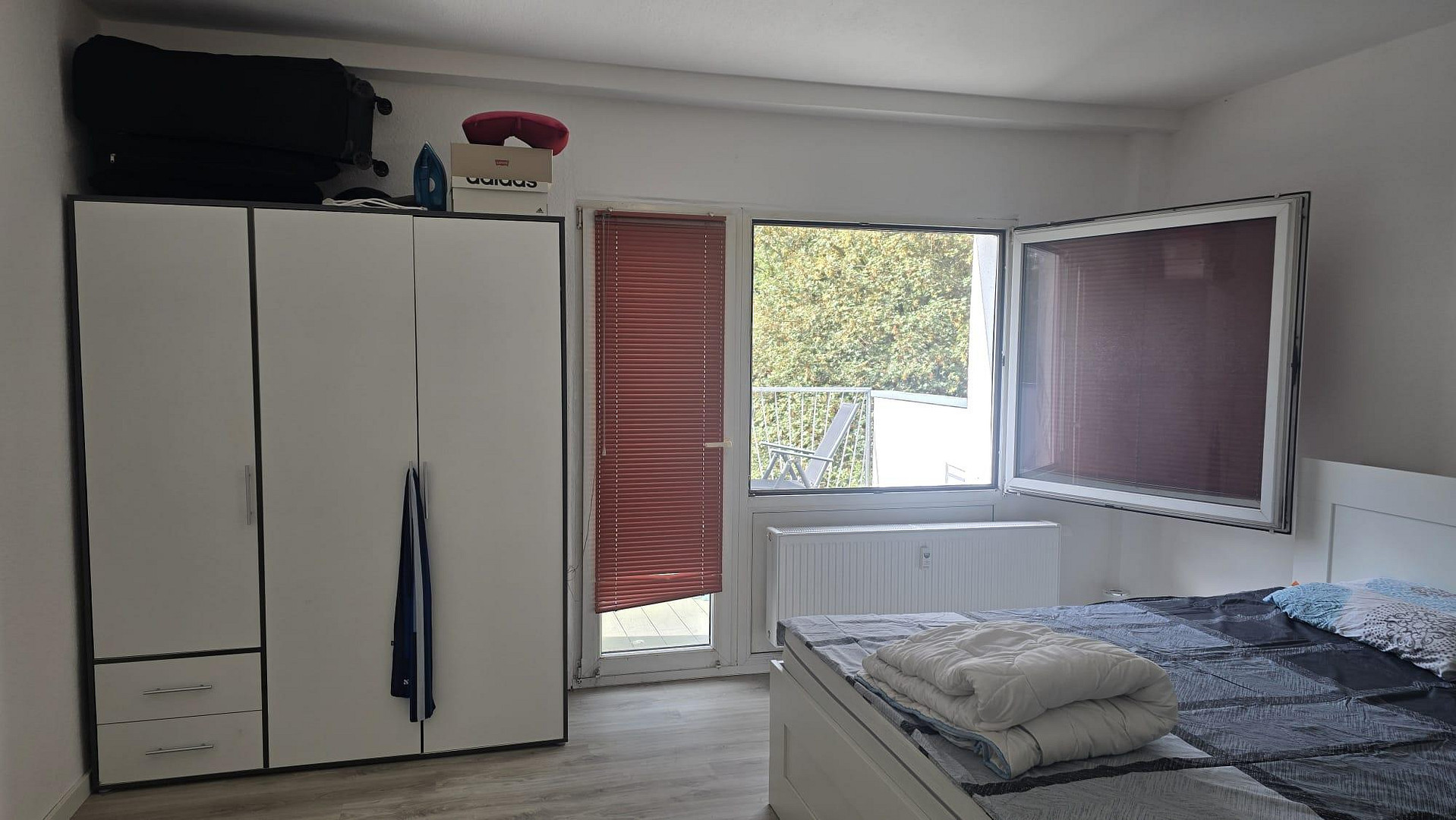 3,5Zi mit Dachterrasse, Solingen Wald, Waldrand, Renoviert, auf Wunsch mit Möbelübernahme Vormieter – Ittertalstraße 138, 42719 Solingen – Vorschaubild 5