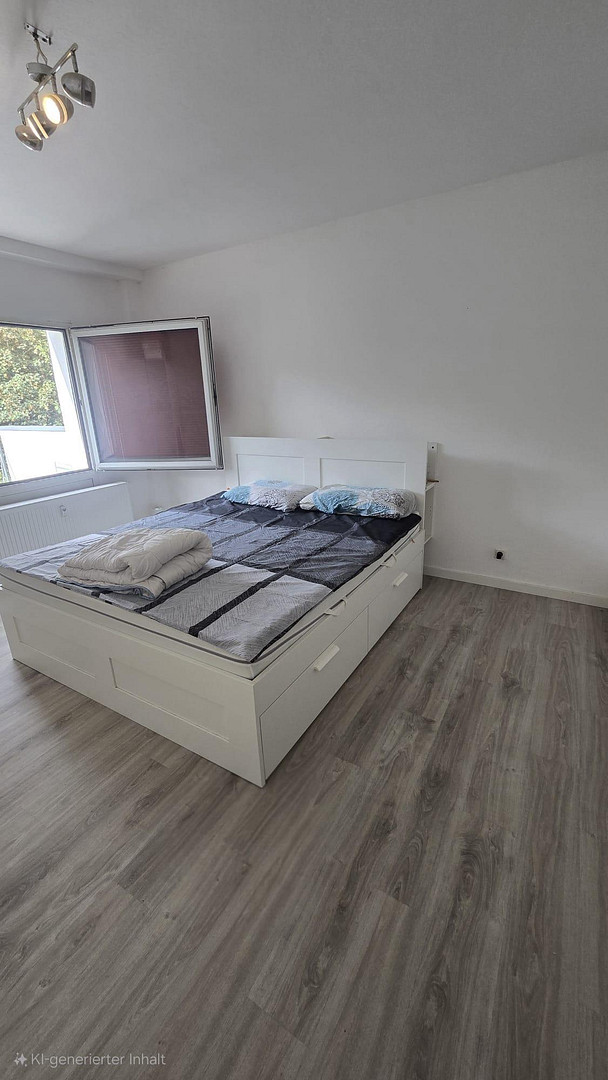 3,5Zi mit Dachterrasse, Solingen Wald, Waldrand, Renoviert, auf Wunsch mit Möbelübernahme Vormieter – Ittertalstraße 138, 42719 Solingen – Vorschaubild 3