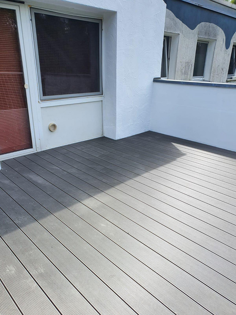 3,5Zi mit Dachterrasse, Solingen Wald, Waldrand, Renoviert, auf Wunsch mit Möbelübernahme Vormieter – Ittertalstraße 138, 42719 Solingen – Vorschaubild 2
