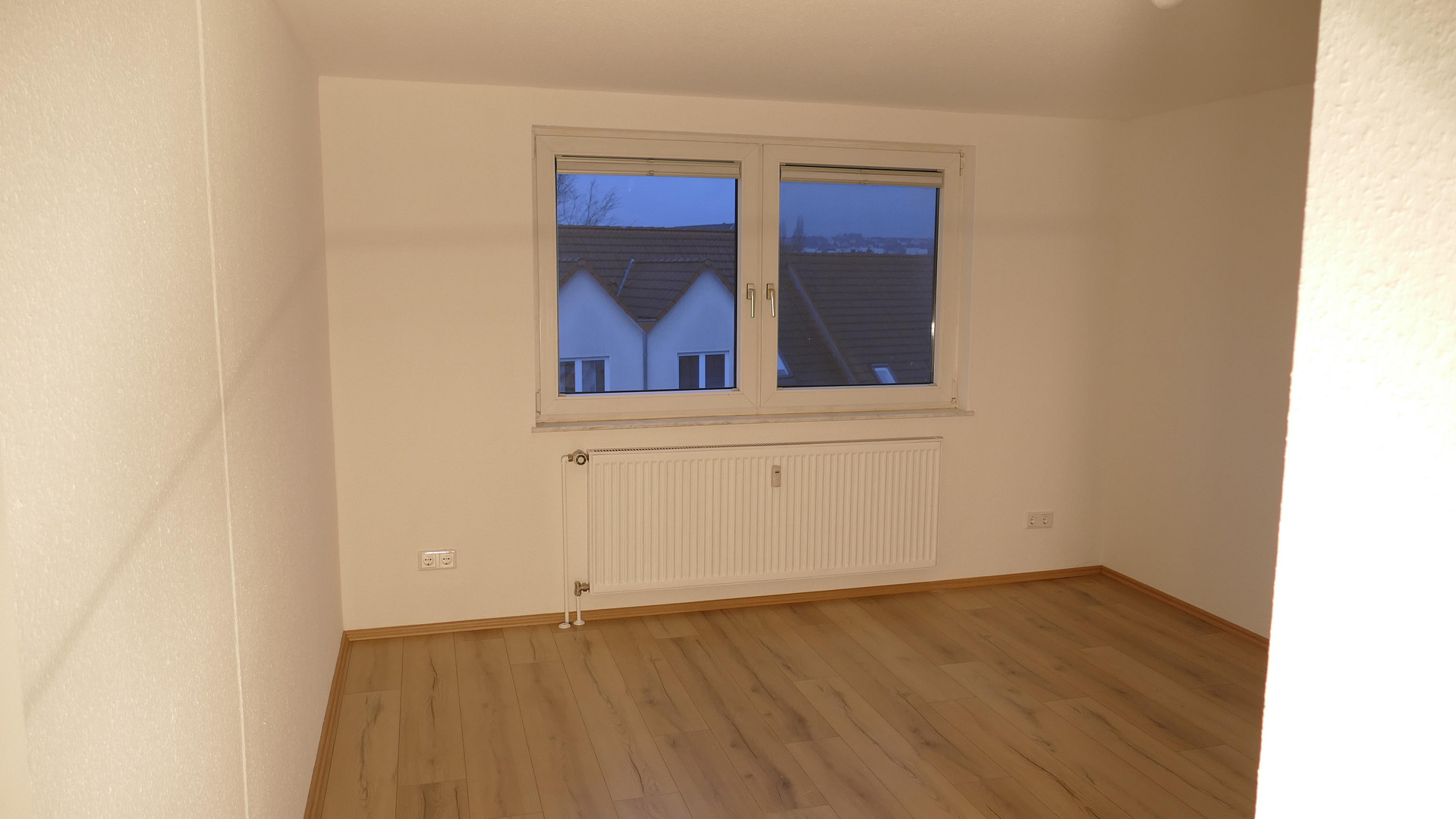 BEZUGSFREI ab 01.11.26: 4-Zi.-Maisonette (109m²) mit TG-Stellplatz & Balkon in Uni-Nähe! – Grebensteiner Str. 8, 34127 Kassel – Vorschaubild 11