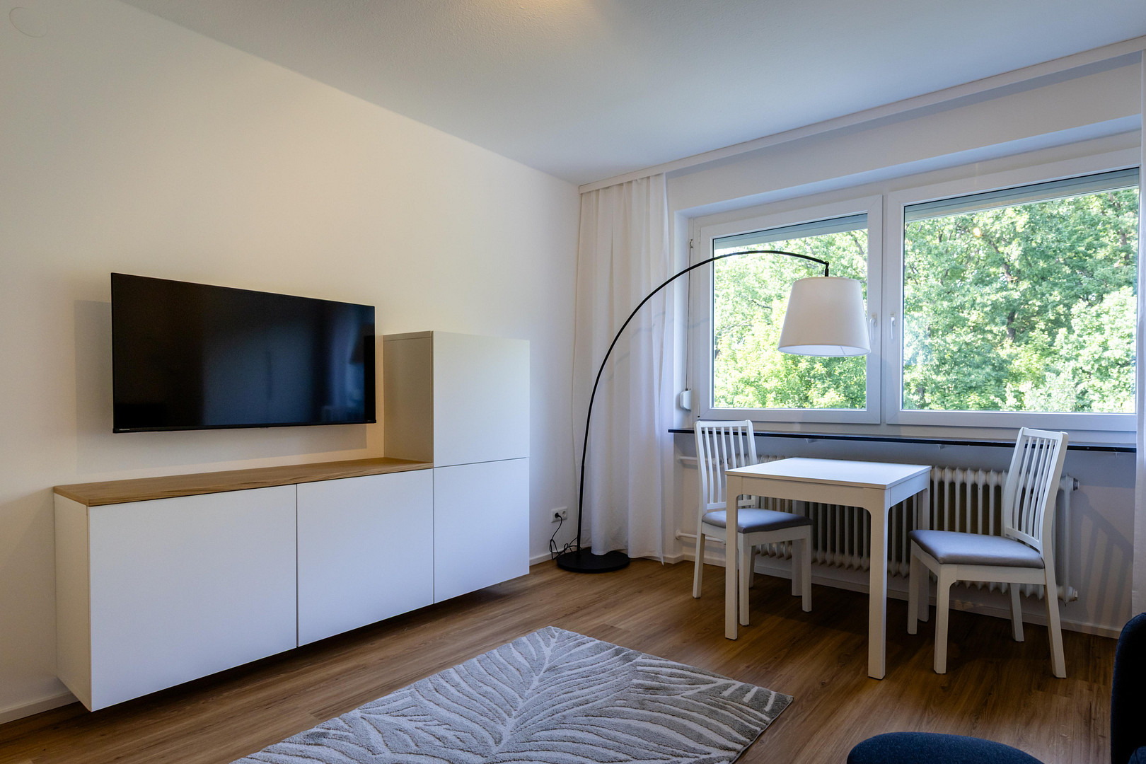 Möbliertes Zimmer auf Zeit in Berufstätigen-WG – Eskilstunastraße 35, 91054 Erlangen(Sieglitzhof) – Vorschaubild 2