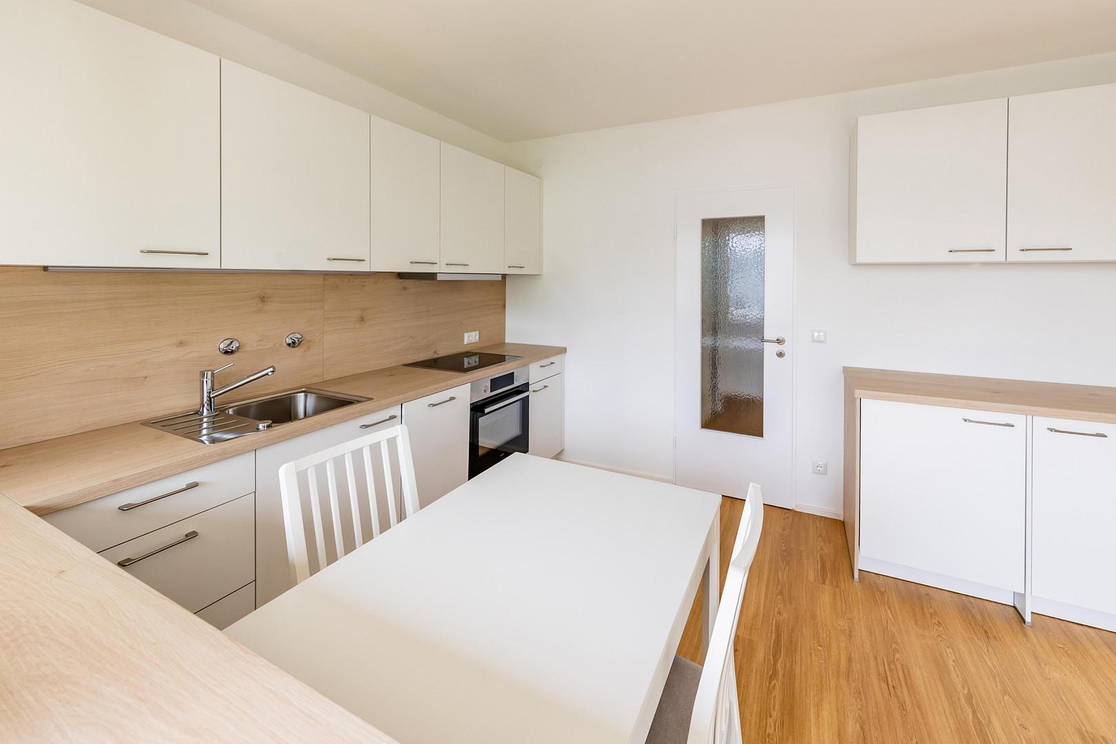 Möbliertes Zimmer auf Zeit in Berufstätigen-WG – Eskilstunastraße 35, 91054 Erlangen(Sieglitzhof) – Vorschaubild 9