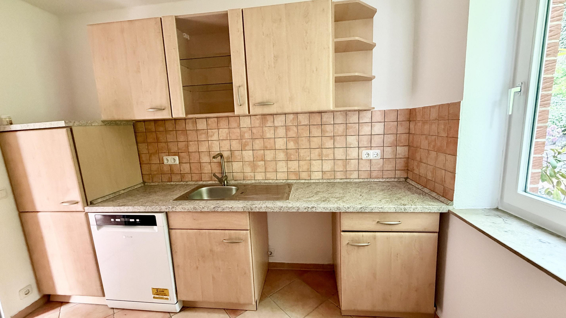 Berlin-Kladow -kernsanierte 3 Zimmer Maisonette Wohnung mit kleinem Garten – Ritterfelddamm 114b, 14089 Berlin(Kladow) – Vorschaubild 16