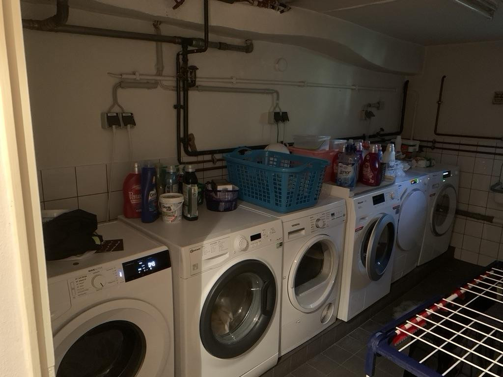 Exklusive, vollständig renovierte 1-Zimmer-Wohnung mit Einbauküche in Düsseldorf – Thomas-Mann-Straße 32, 40470 Düsseldorf(Mörsenbroich) – Vorschaubild 17