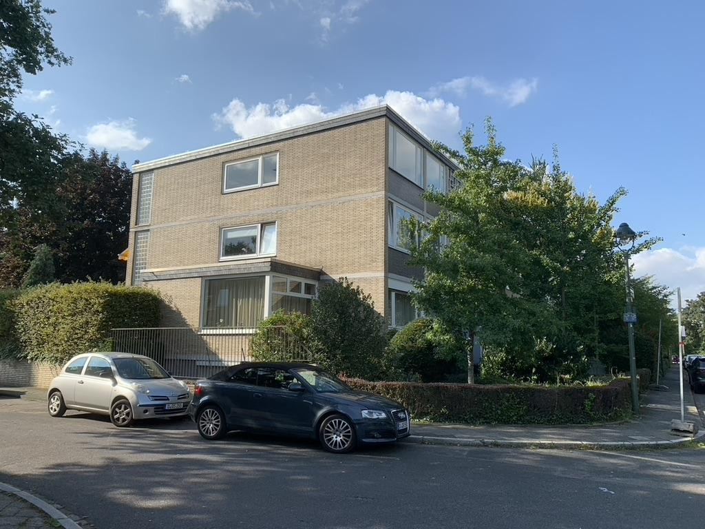 Exklusive, vollständig renovierte 1-Zimmer-Wohnung mit Einbauküche in Düsseldorf – Thomas-Mann-Straße 32, 40470 Düsseldorf(Mörsenbroich) – Vorschaubild 3
