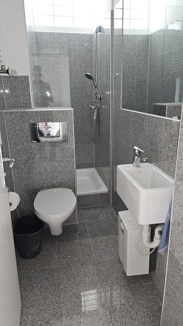 Großzügige sanierte 5 Zimmer Etagenwohnung in Rüttenscheid mit Balkon, Gäste Bad, Aufzug, 4. OG – Kortumstr. xxx, 45130 Essen(Rüttenscheid) – Vorschaubild 10