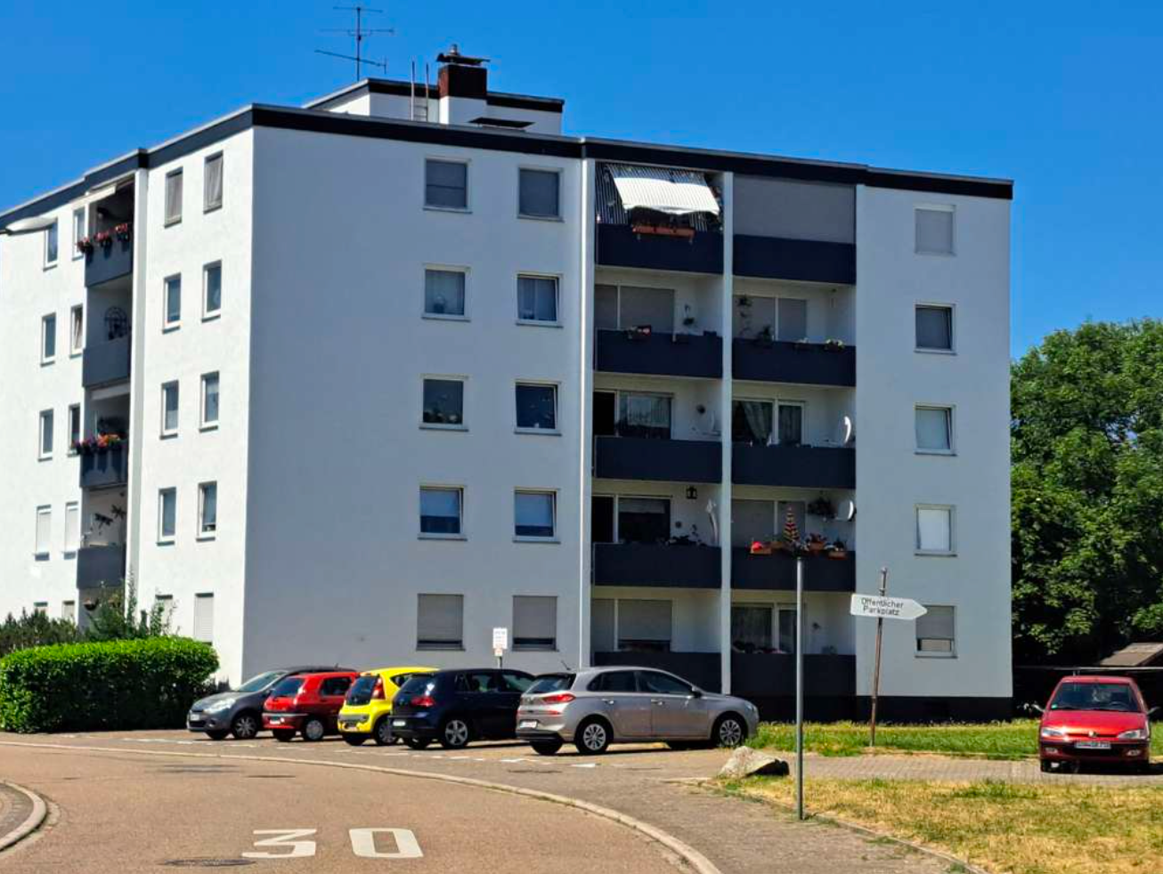 Helle 3,5 Zimmer-Wohnung mit Balkon, Aufzug und neuem Badezimmer – Albert-Detzel-Str. 56, 76863 Herxheim(Herxheim bei Landau (Pfalz)) – Vorschaubild 12
