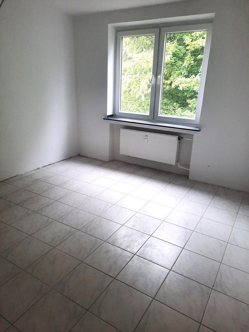 frisch renovierte Whg. mit Balkon in gepfl. 6-Familien-/Doppelhaushälfte in Dortmund-Sölde – Begonienstr. 6, 44289 Dortmund(Sölde) – Vorschaubild 12