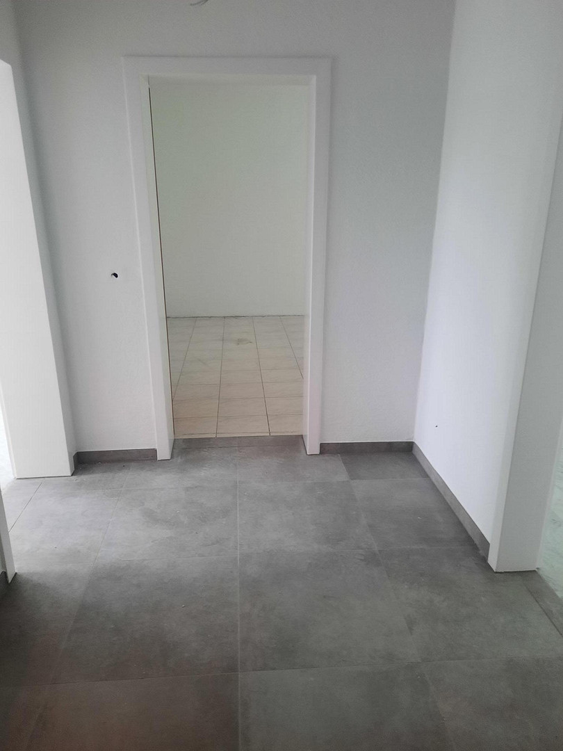 frisch renovierte Whg. mit Balkon in gepfl. 6-Familien-/Doppelhaushälfte in Dortmund-Sölde – Begonienstr. 6, 44289 Dortmund(Sölde) – Vorschaubild 7