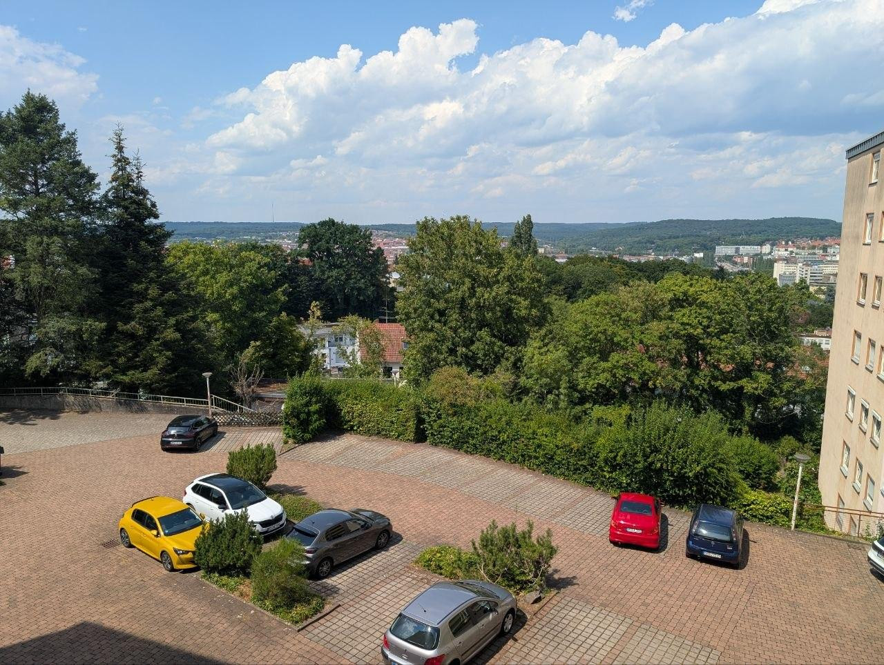 3 ZKB auf der Bellevue in Saarbrücken – Stieringer Str. 13, 66119 Saarbrücken(Alt-Saarbrücken) – Vorschaubild 2