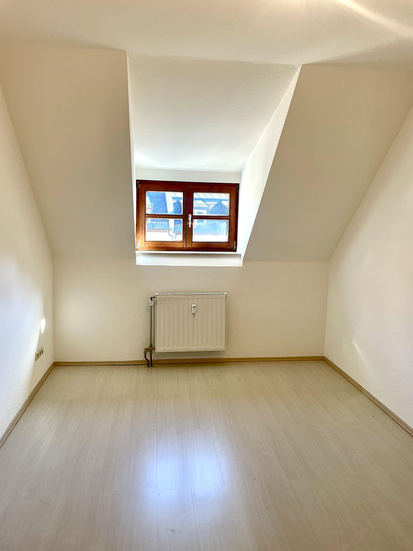 Bezugsfreie Dachgeschosswohnung im Altbau in attraktiver Lage – Ganghoferstr. 76, 81373 München(Sendling) – Vorschaubild 12