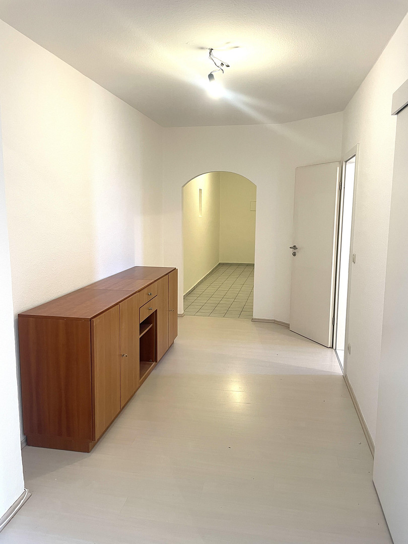 Bezugsfreie Dachgeschosswohnung im Altbau in attraktiver Lage – Ganghoferstr. 76, 81373 München(Sendling) – Vorschaubild 5