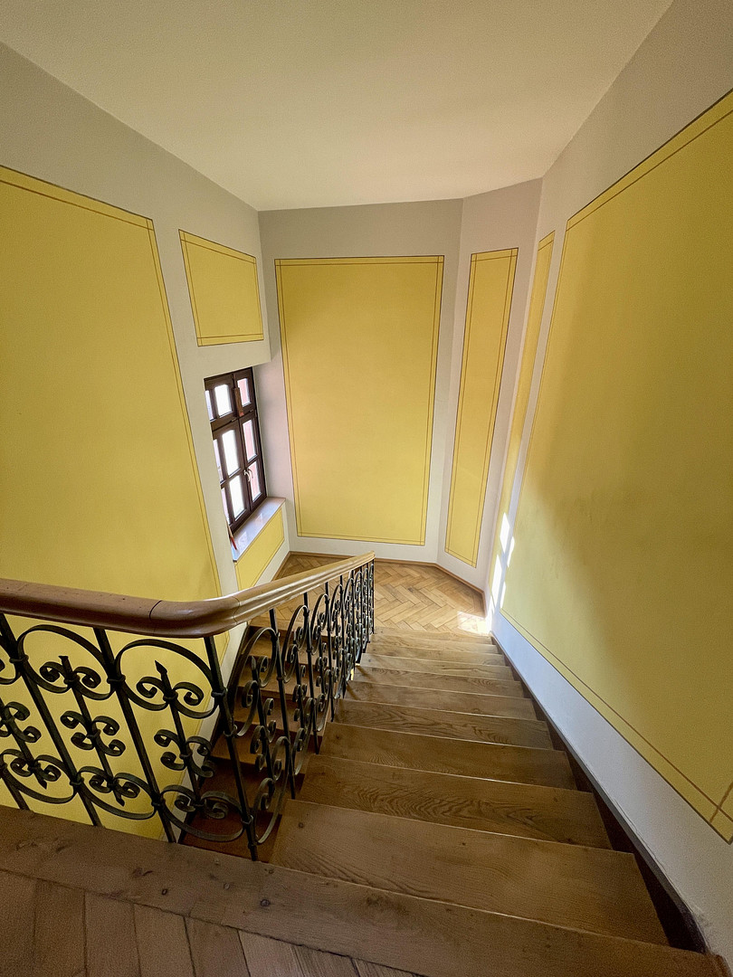 Bezugsfreie Dachgeschosswohnung im Altbau in attraktiver Lage – Ganghoferstr. 76, 81373 München(Sendling) – Vorschaubild 3