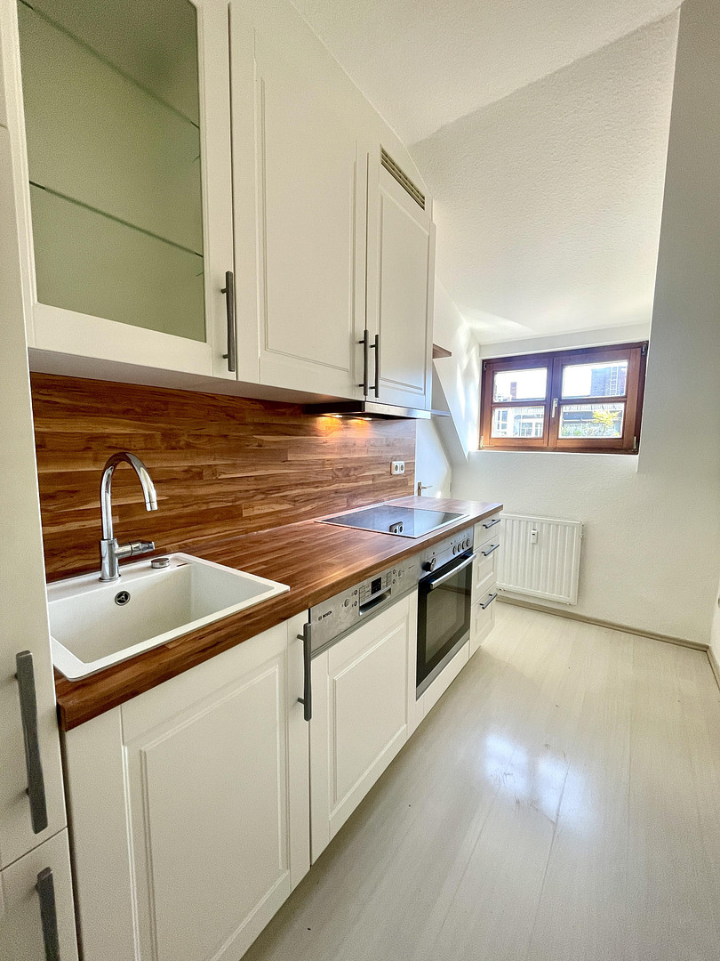Bezugsfreie Dachgeschosswohnung im Altbau in attraktiver Lage – Ganghoferstr. 76, 81373 München(Sendling) – Vorschaubild 6