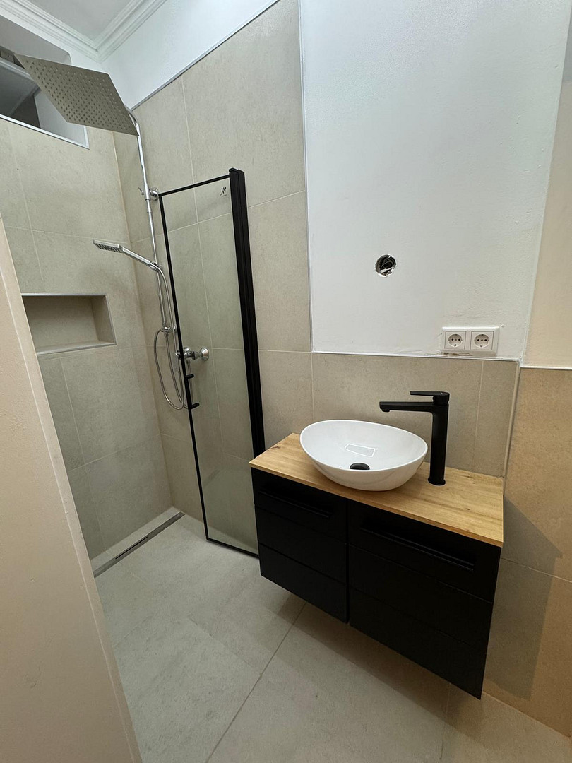 Hochwertig sanierte 3-Zimmer-Altbauwohnung mit EBK und Balkon in Bestlage des Johannesviertels – 64293 Darmstadt – Vorschaubild 2