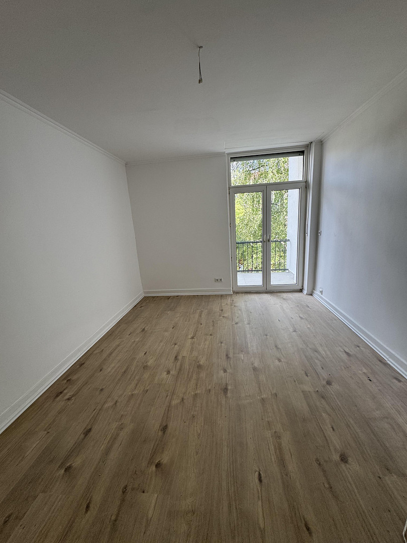 Hochwertig sanierte 3-Zimmer-Altbauwohnung mit EBK und Balkon in Bestlage des Johannesviertels – 64293 Darmstadt – Vorschaubild 5
